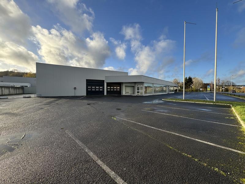 Local d'activités - 850 m²