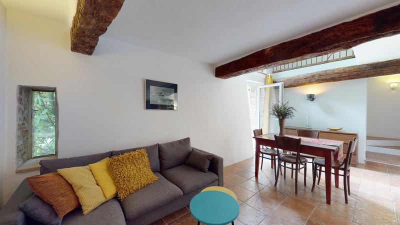 Propriété - 450 m² - 18 pièces