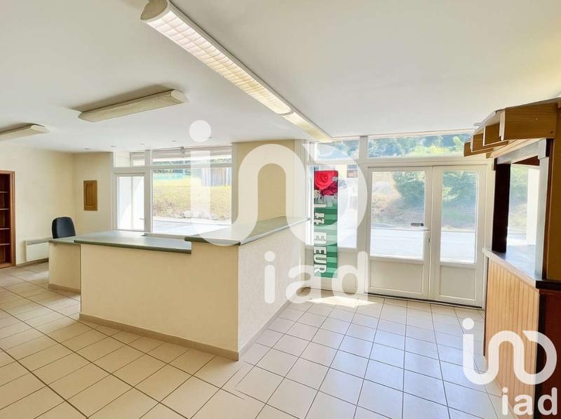 Maison - 180 m² - 7 pièces