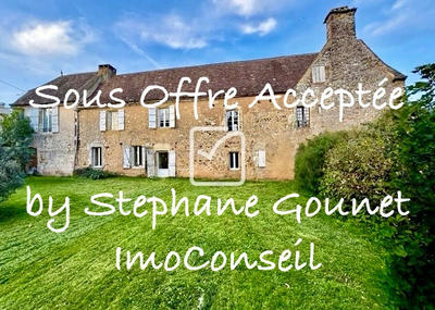 Maison - 198 m² - 8 pièces