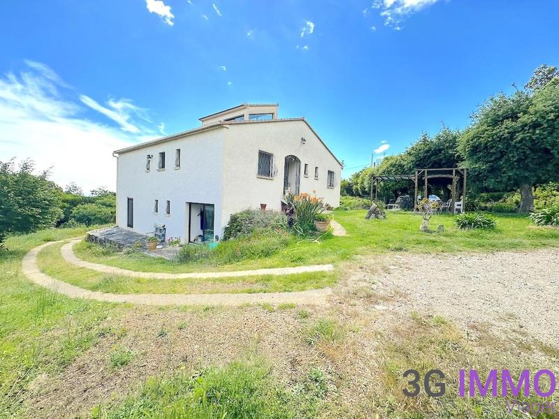 Viager - Villa - 215 m² - 8 pièces