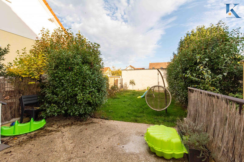 Maison - 96 m² - 4 pièces