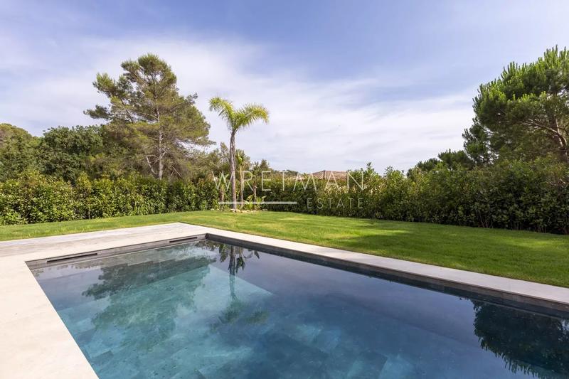 Maison jumelée - 280 m² - 5 pièces