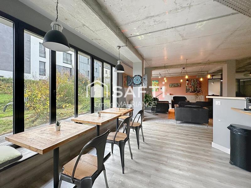 Bureau - 196 m² - 5 pièces