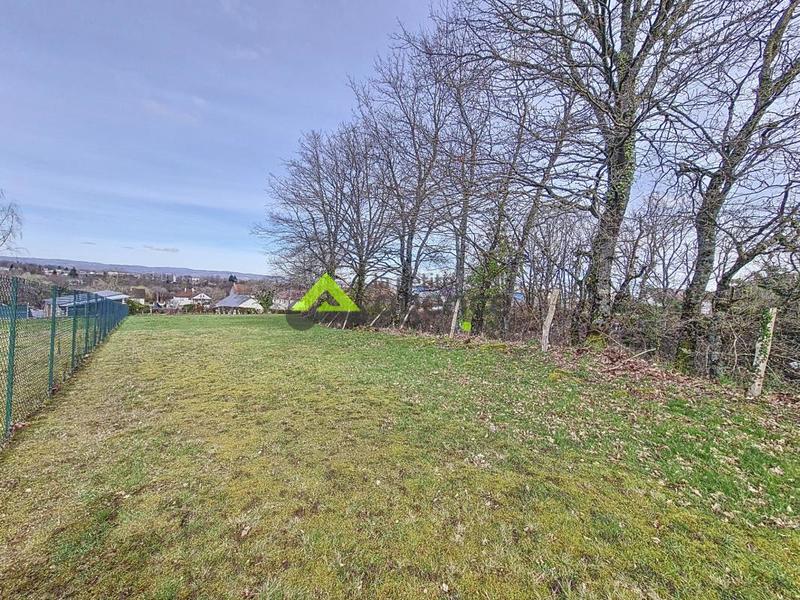 Terrain constructible - 800 m²