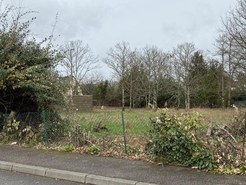 Terrain constructible - 569 m²