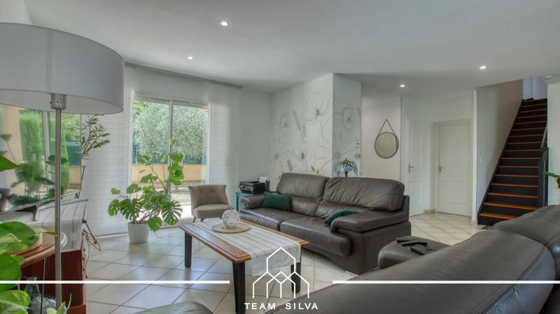 Maison - 130 m² - 5 pièces