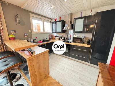 Maison - 95 m² - 4 pièces