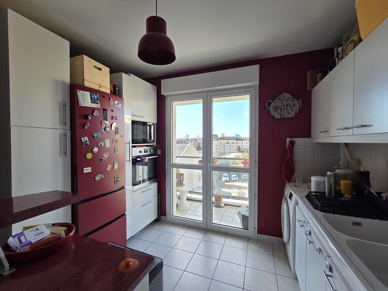 Appartement - 86 m² - 5 pièces