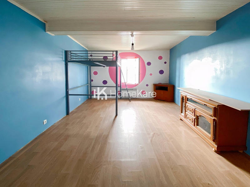 Maison - 200 m² - 6 pièces