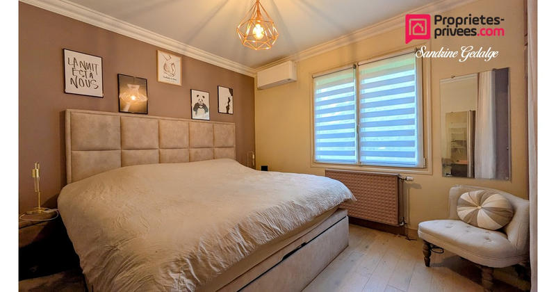 Maison - 185 m² - 7 pièces