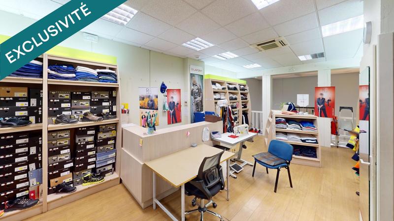 Local commercial - 270 m² - 7 pièces