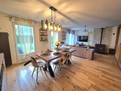 Maison - 108 m² - 5 pièces