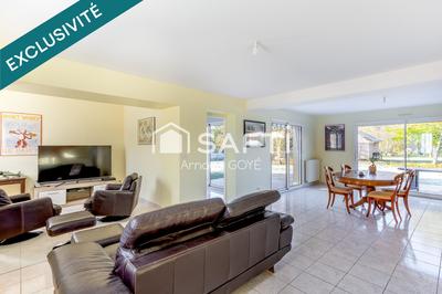 Maison - 173 m² - 7 pièces