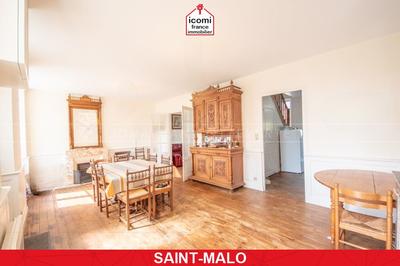 Maison - 180 m² - 7 pièces