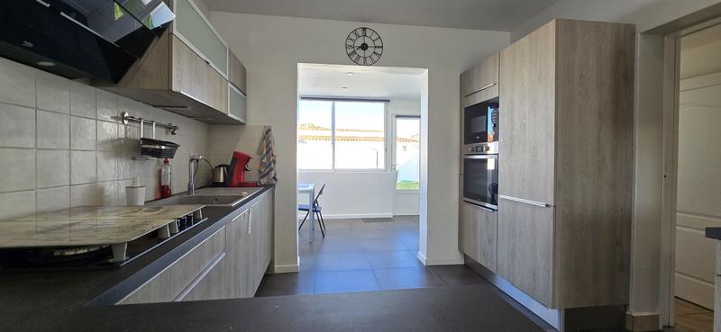 Maison - 140 m² - 8 pièces