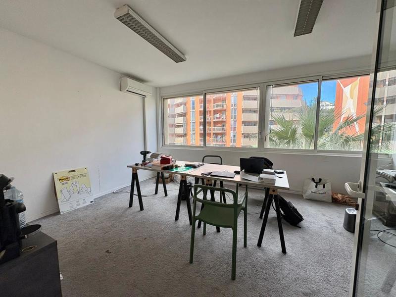 Local commercial - 68 m²