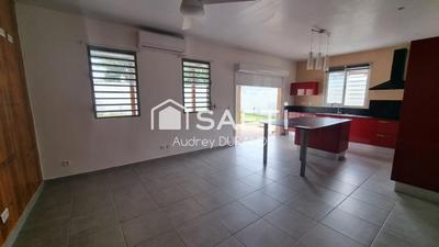 Maison - 108 m² - 4 pièces