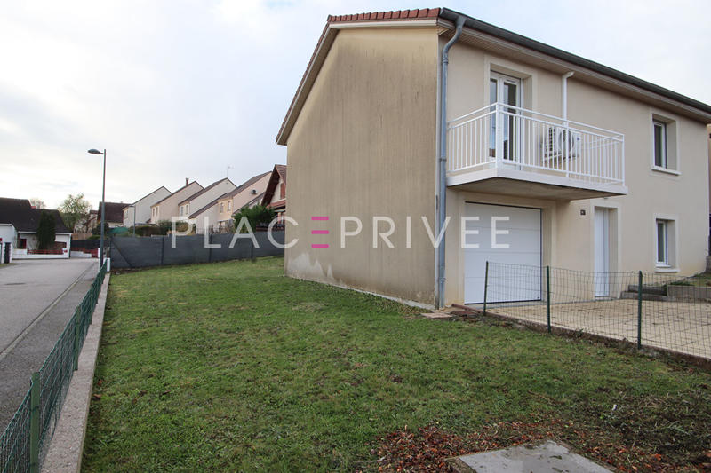 Maison - 106 m² - 4 pièces