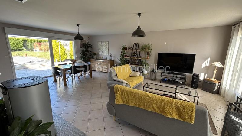 Propriété - 135 m² - 6 pièces