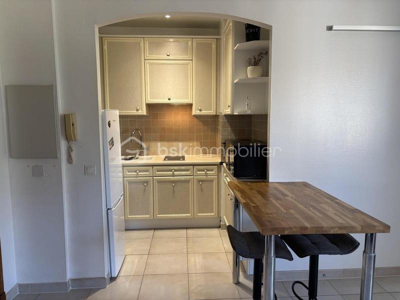 Studio - 23 m² - 1 pièce