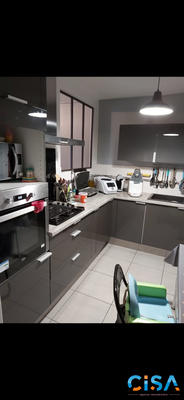 Maison traditionnelle - 80 m² - 4 pièces