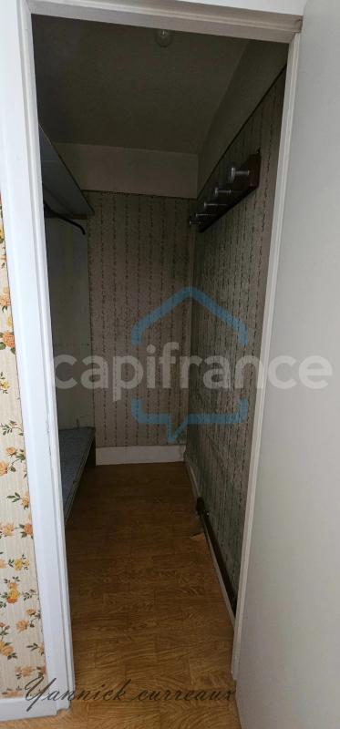 Maison - 244 m² - 9 pièces