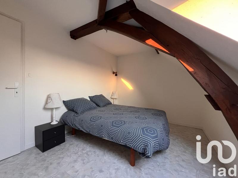 Maison - 210 m² - 10 pièces