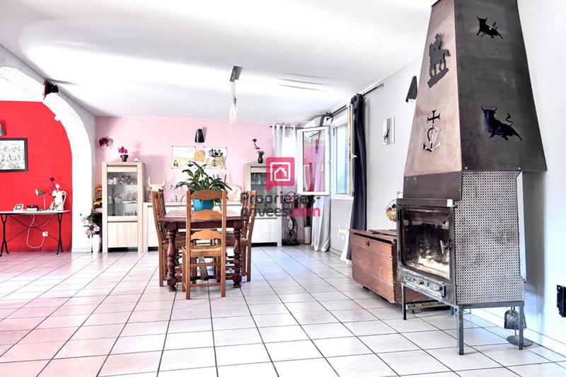 Maison - 198 m² - 7 pièces