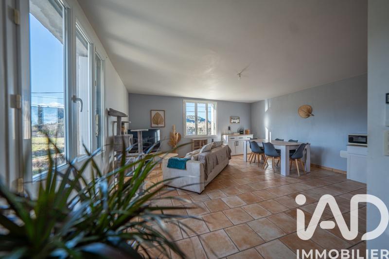 Appartement - 77 m² - 3 pièces