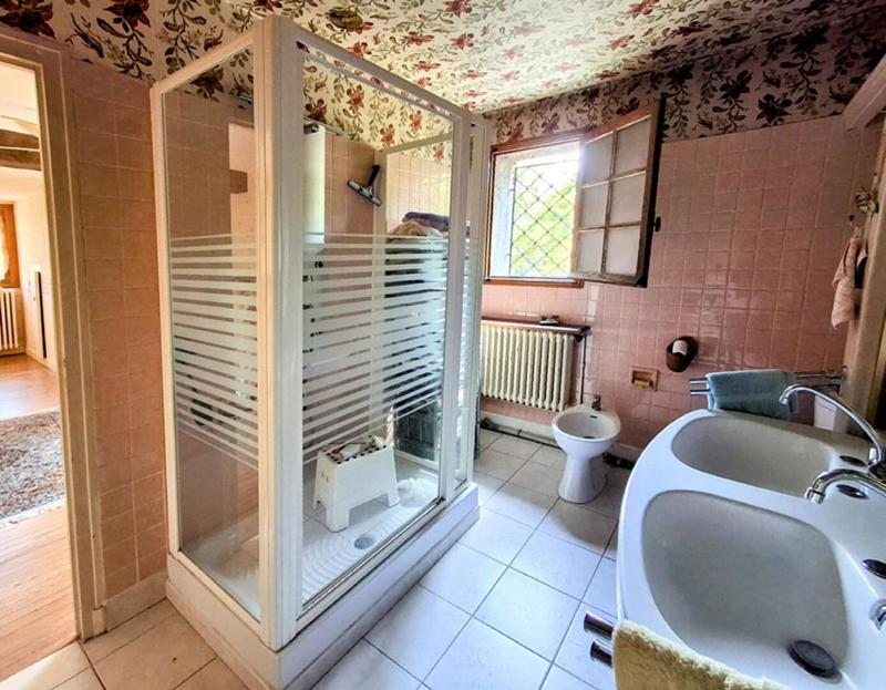 Maison - 300 m² - 8 pièces