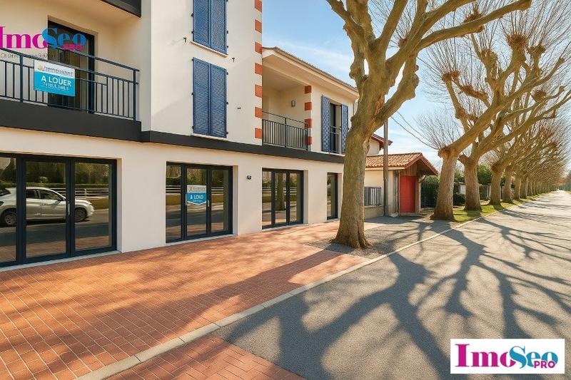 Local d'activité / Entrepôt - 112 m²