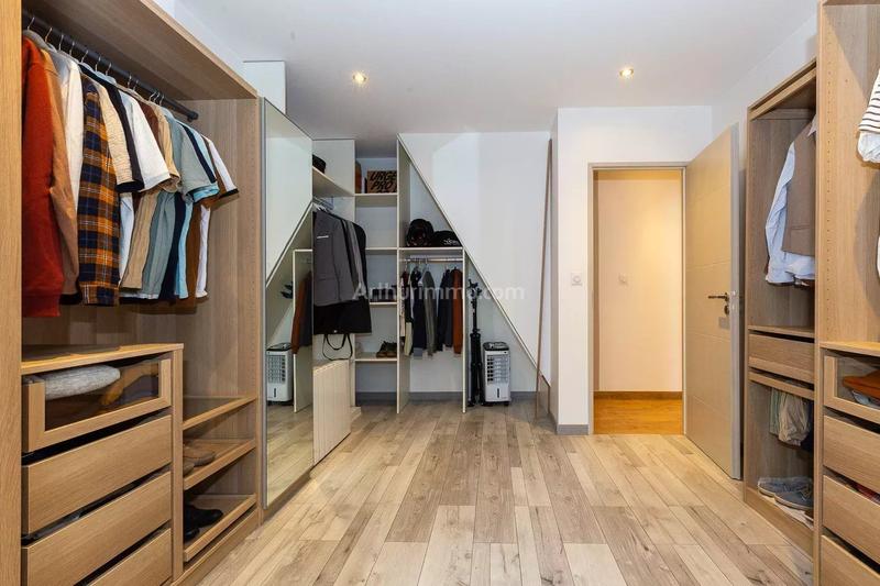 Appartement - 116 m² - 4 pièces