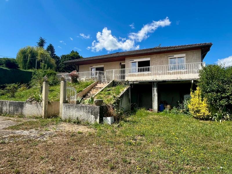 Maison - 98 m² - 5 pièces