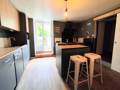 Maison - 163 m² - 8 pièces