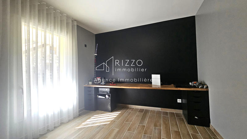 Maison - 125 m² - 6 pièces