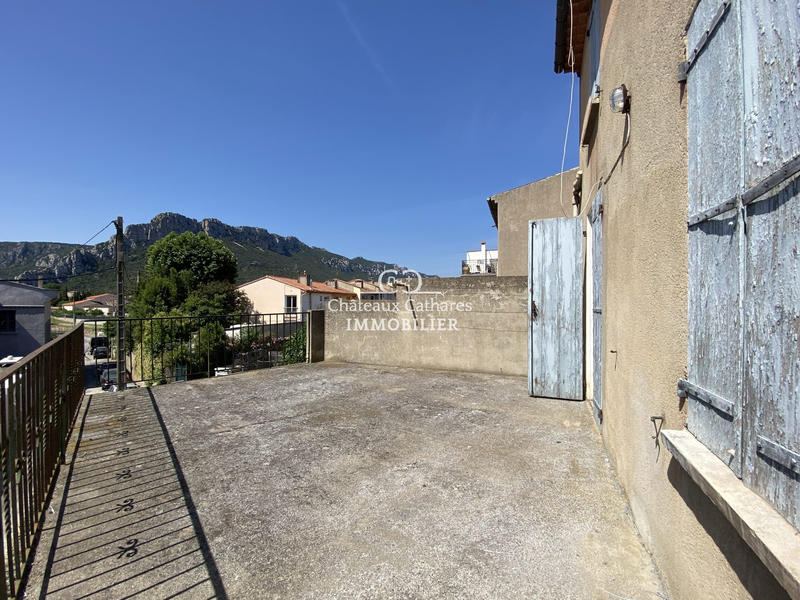 Maison - 235 m² - 9 pièces