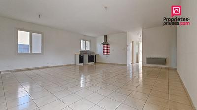 Maison - 94 m² - 5 pièces