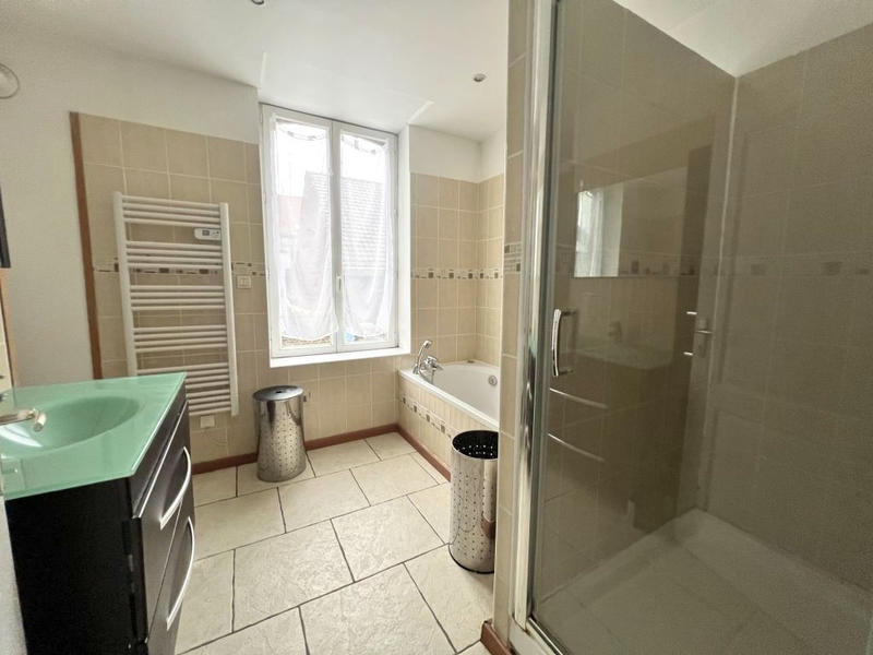 Maison - 87 m² - 4 pièces