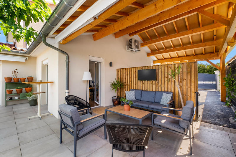 Maison - 92 m² - 4 pièces