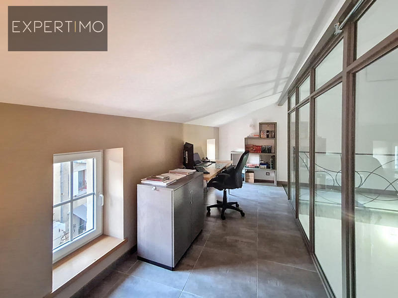 Maison de village - 278 m² - 10 pièces