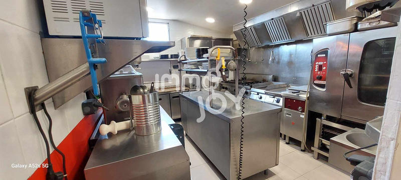 Fonds de commerce - Magasins - 105 m²