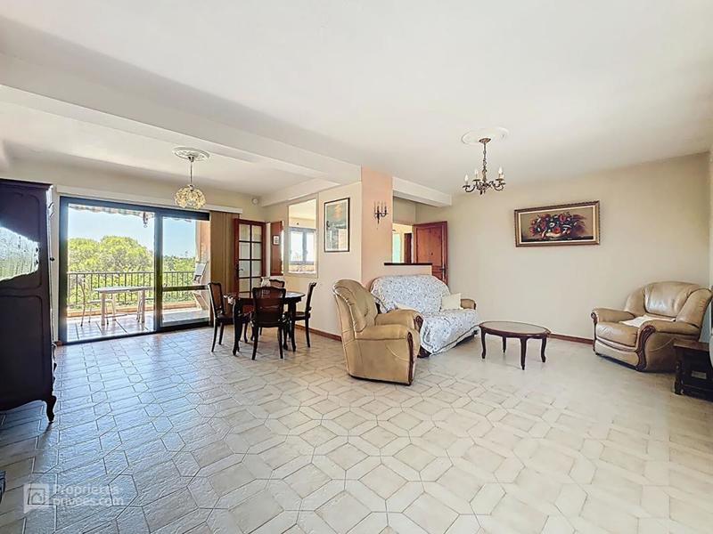 Maison - 170 m² - 7 pièces