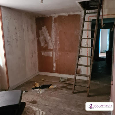 Maison - 80 m² - 3 pièces