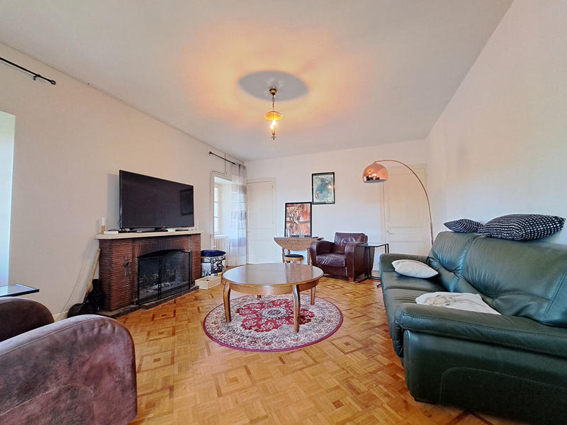 Maison - 164 m² - 7 pièces