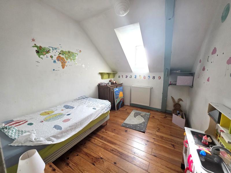 Maison - 303 m² - 12 pièces