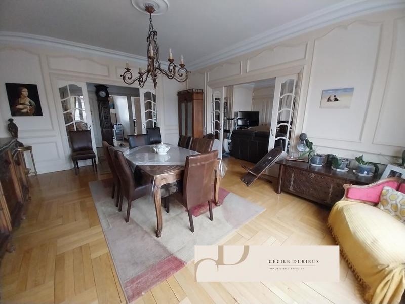 Appartement - 137 m² - 5 pièces
