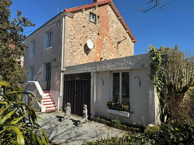 Maison - 124 m² - 7 pièces