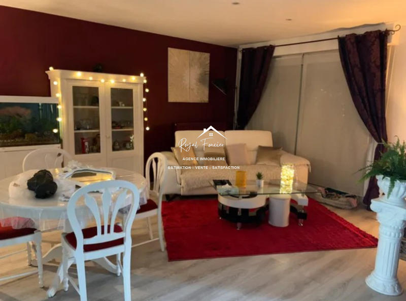 Maison traditionnelle - 97 m² - 5 pièces