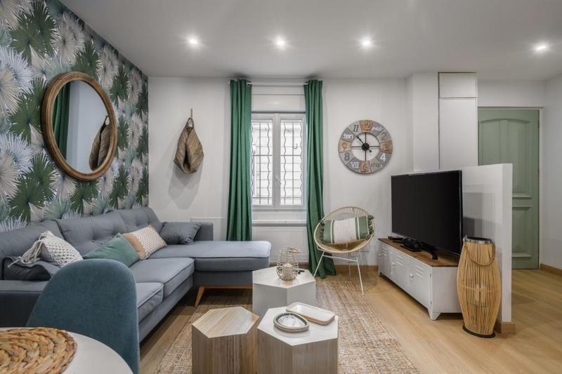 Remise - 73 m² - 5 pièces